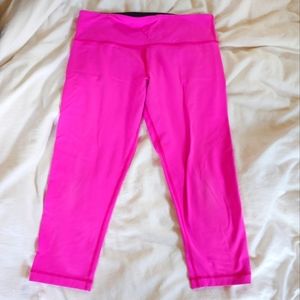 Lululemon Crop Hot Pink Legging